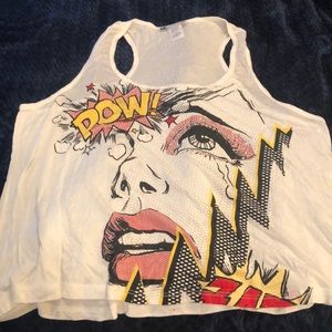 Body Central Woman tank